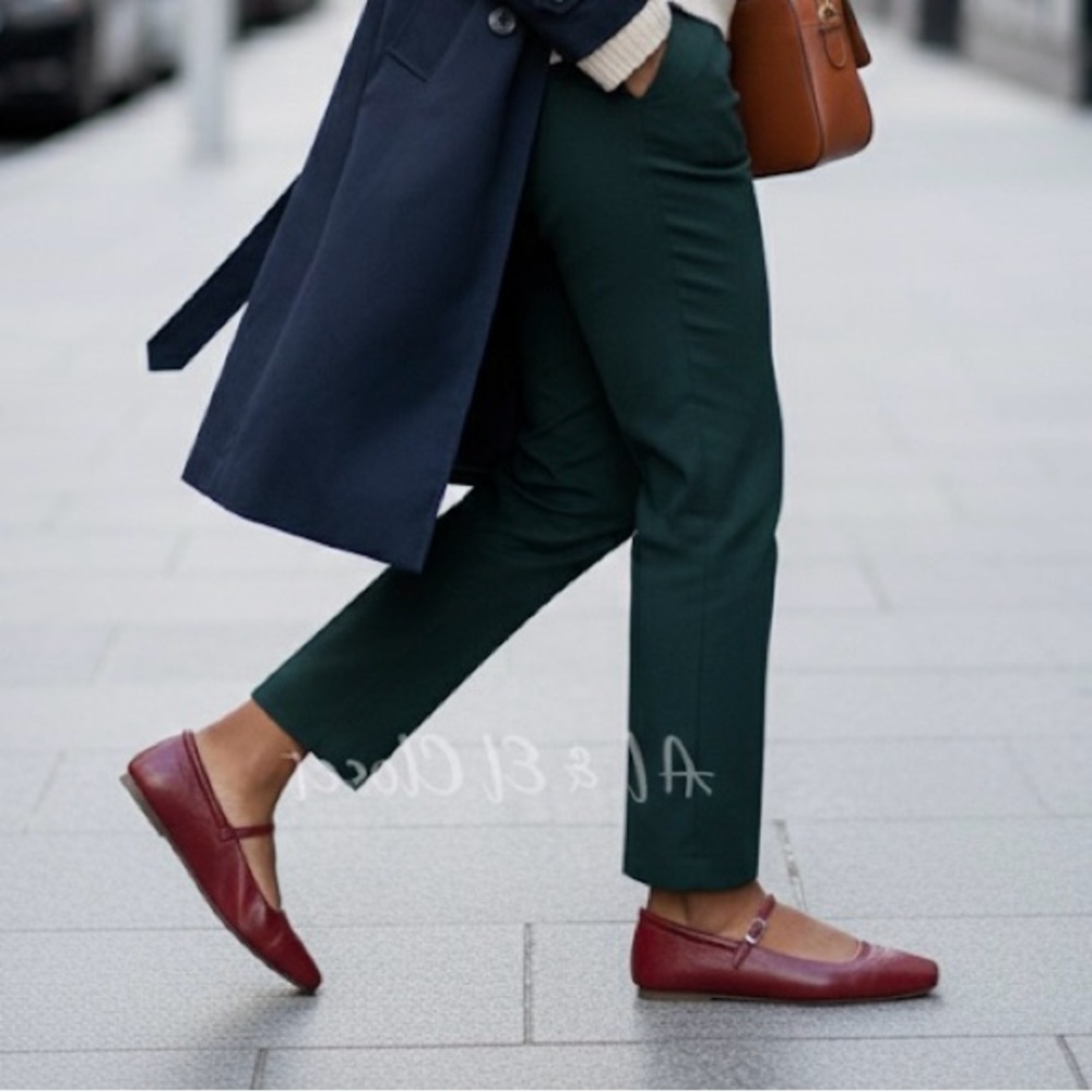 Dolce Vita Red Flats